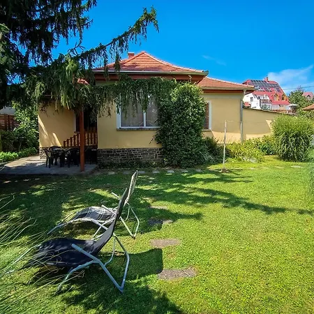 Park Nyaralohaz * Badacsonytomaj